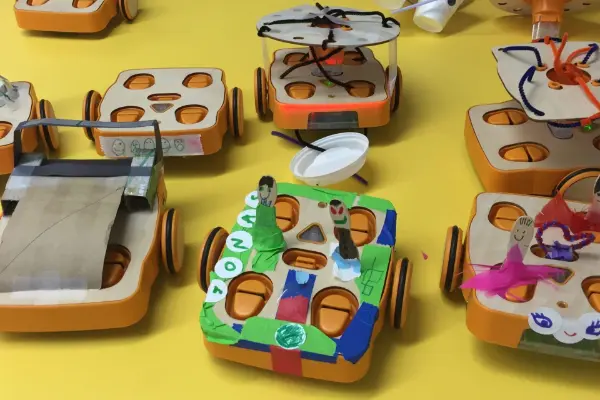 KIBO robots decorated with arts and crafts image